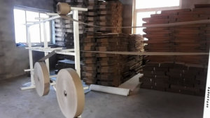 Spiral tube making machine unwinding stand